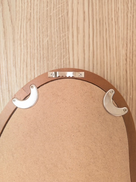Dos du miroir gravé avec attaches murales, photo réelle