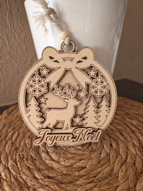 Boule de Noël en bois cerf personnalisée avec prénom, photo réelle
