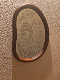 Miroir mural gravé Hé toi dans le miroir personnalisé prénom, cadre en pin brun foncé, photo réelle